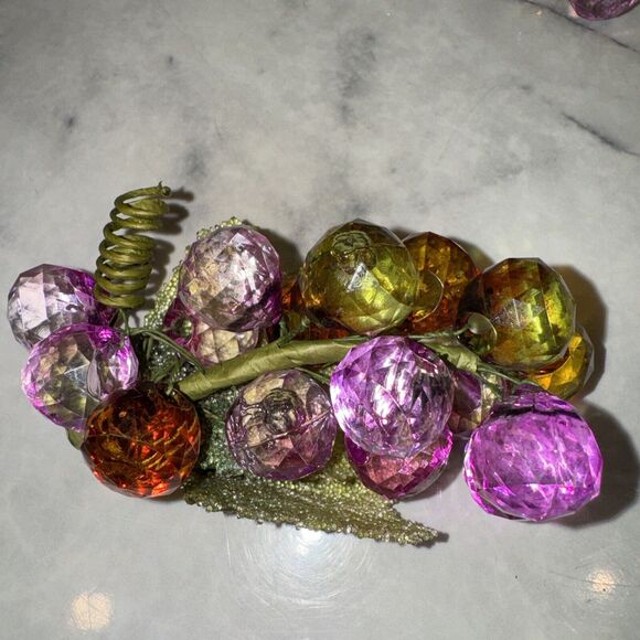 4 NEW Vintage Faceted Acrylic Grapes Cluster Red Purple Pink Ombré Sugared Leaf - Picture 5 of 11